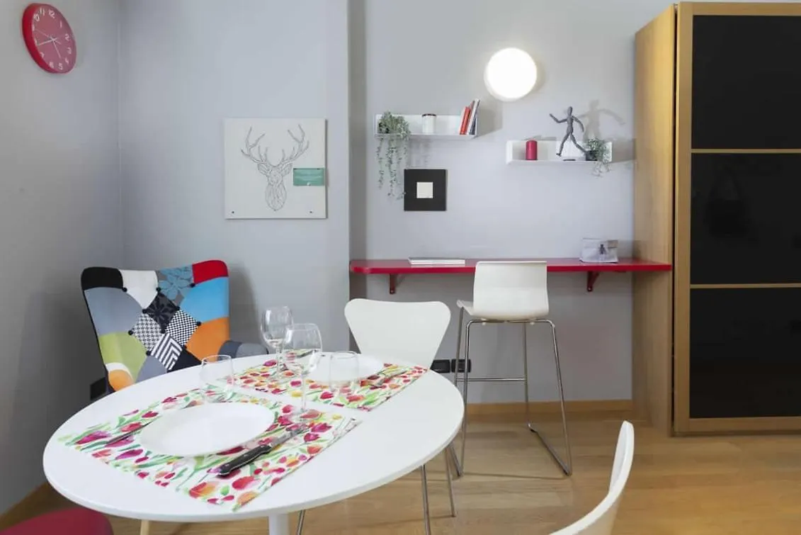 Apartament Red Flat Bolonia